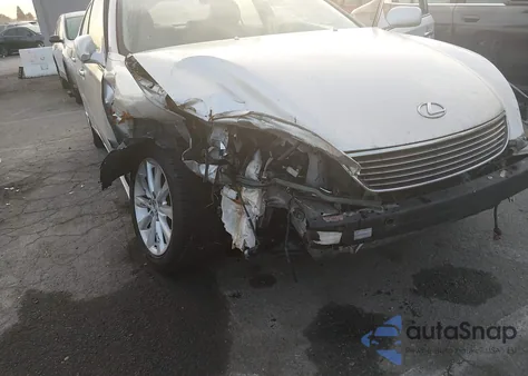 2005 Lexus Es 330 z USA, uszkodzony, nr VIN JTHBA30G355088183